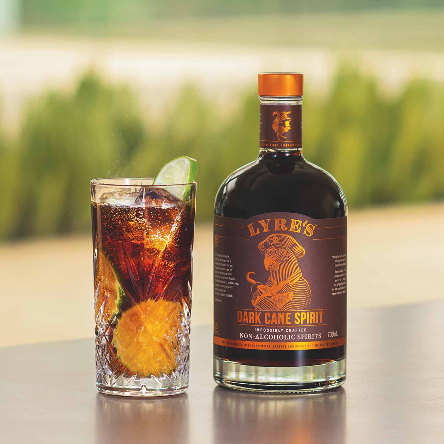 Lyre's non-alcoholic Dark Rum cuba libre