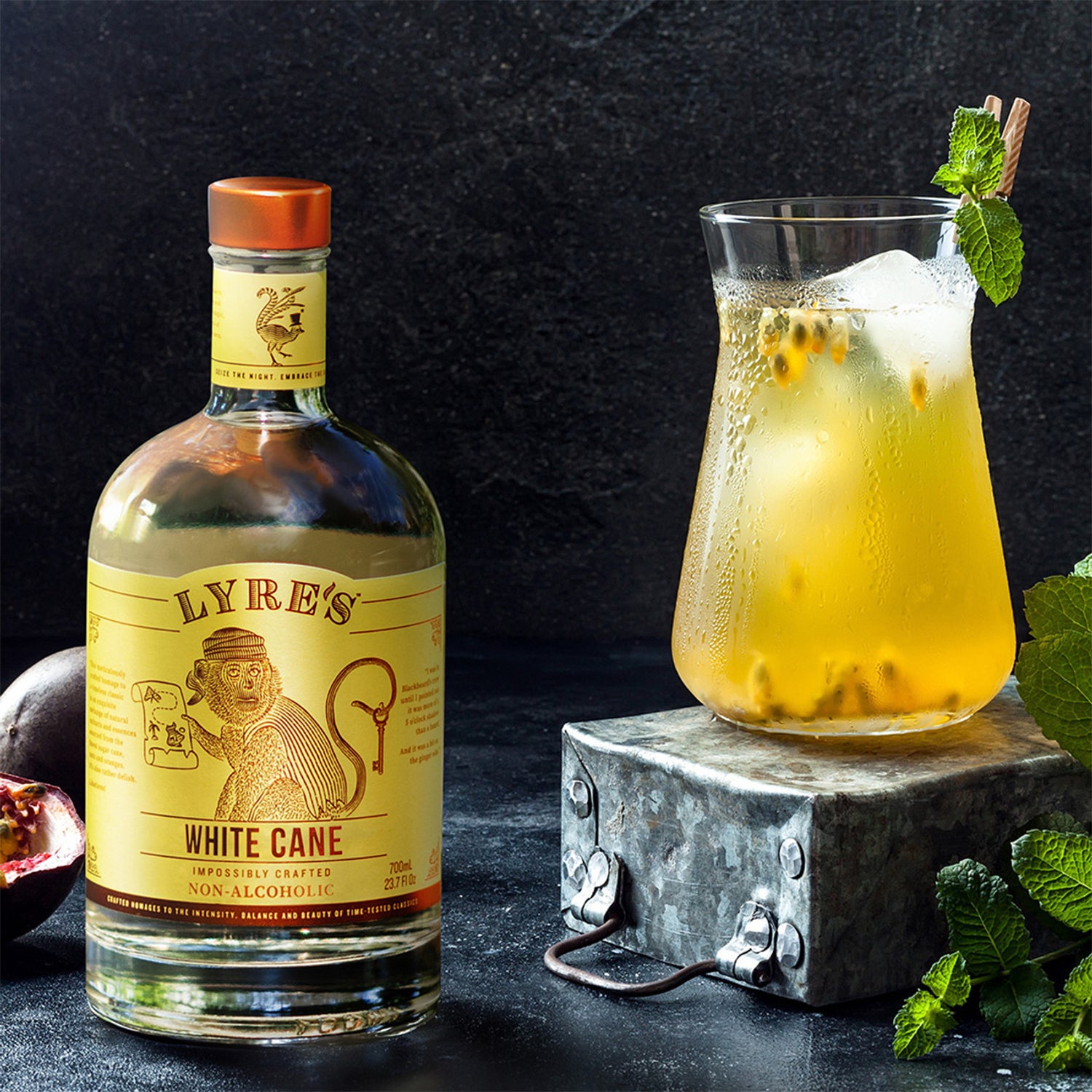 Lyre's non-alcoholic White Rum passionfruit mojito
