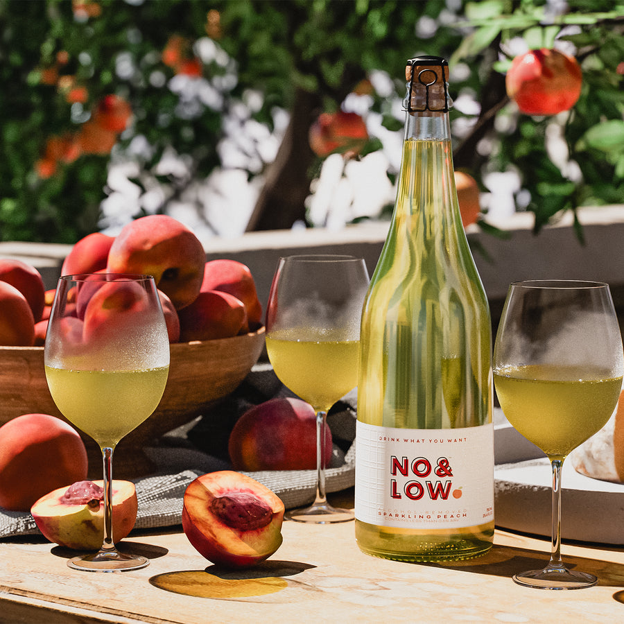 No & Low Sparkling Peach non-alcoholic fruit wine